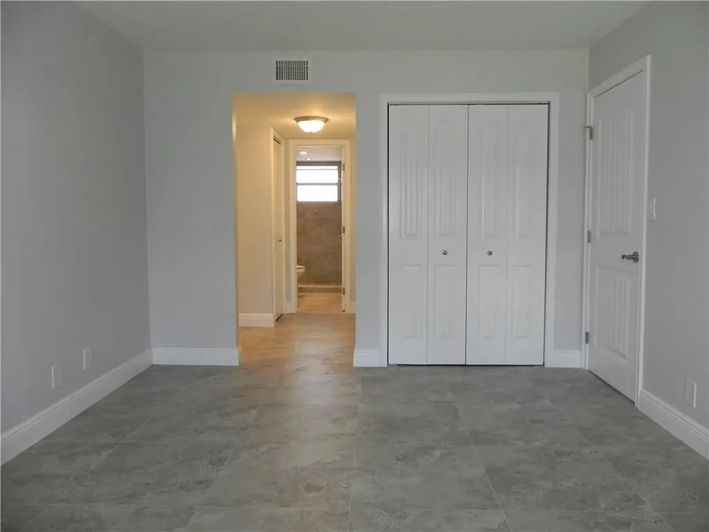 4650 Washington Street Hollywood FL 33021