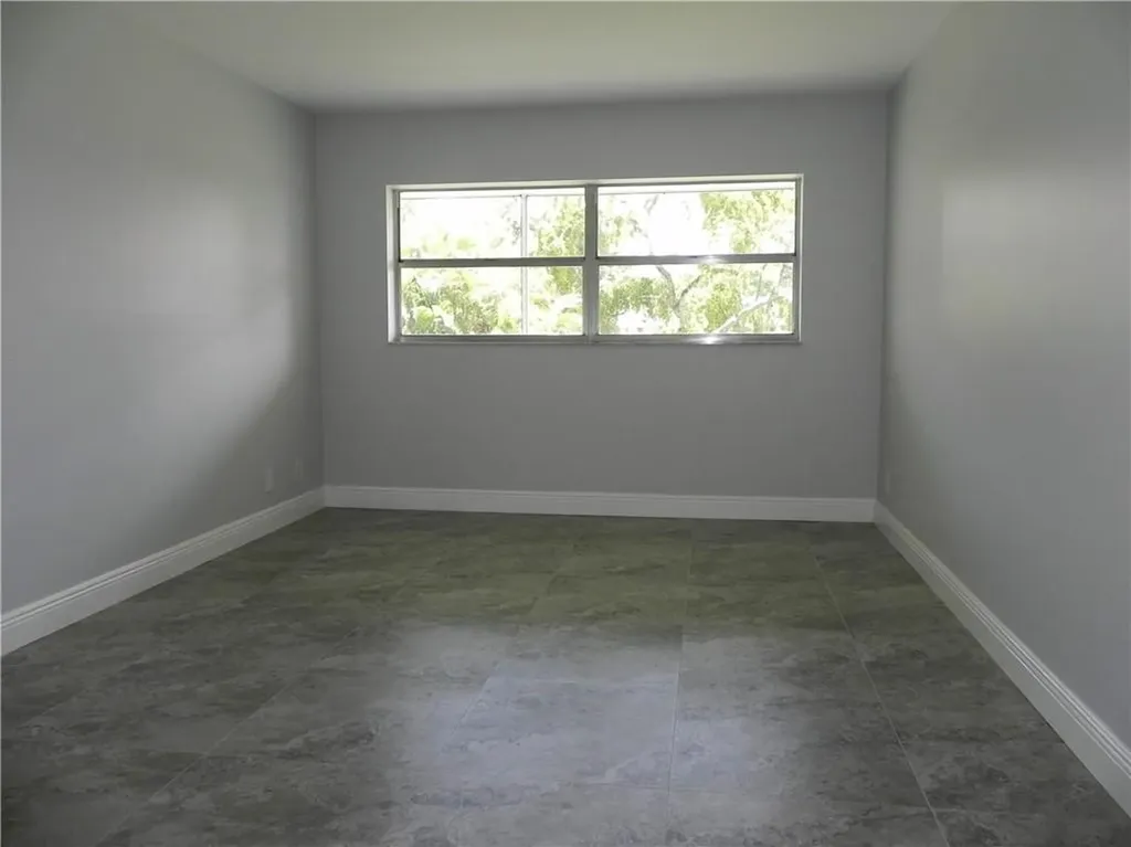 4650 Washington Street Hollywood FL 33021