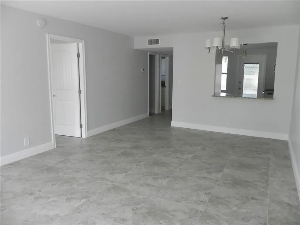 4650 Washington Street Hollywood FL 33021