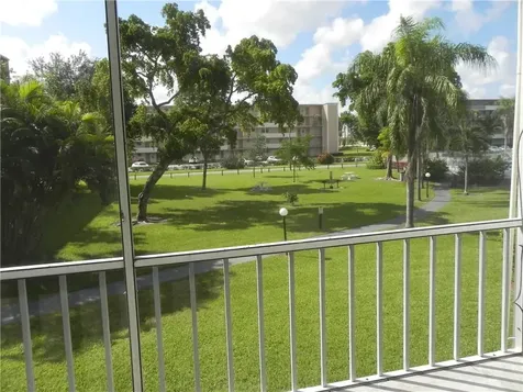 4650 Washington Street Hollywood FL 33021
