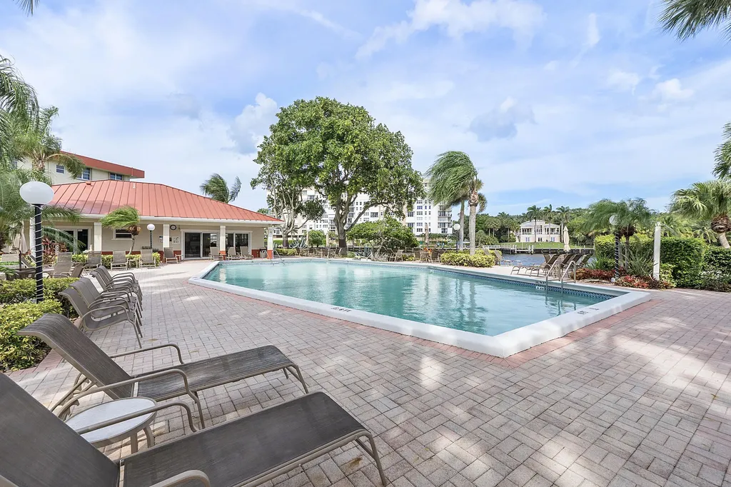 3000 NE 48th Court Lighthouse Point FL 33064