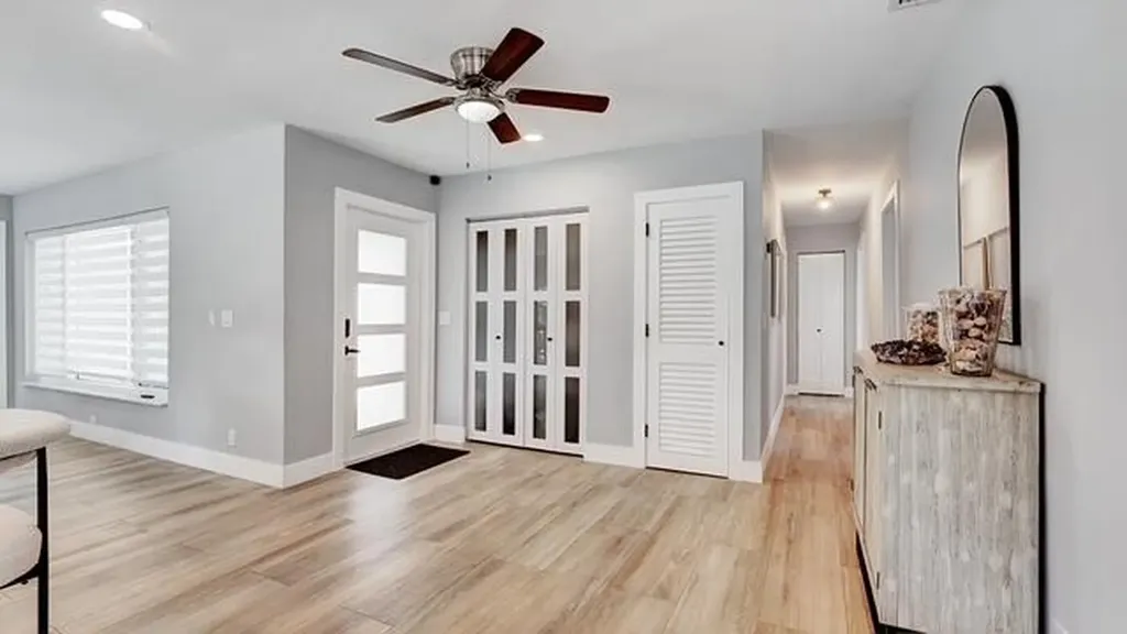 722 SW 28th Avenue Boynton Beach FL 33435