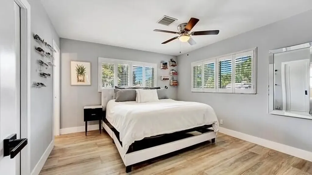 722 SW 28th Avenue Boynton Beach FL 33435
