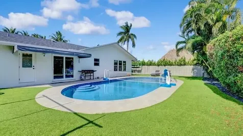 722 SW 28th Avenue Boynton Beach FL 33435