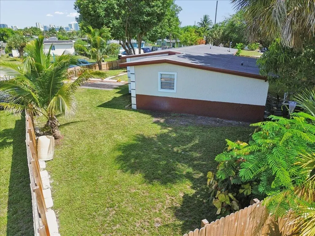 1313 NW 13th Court Fort Lauderdale FL 33311