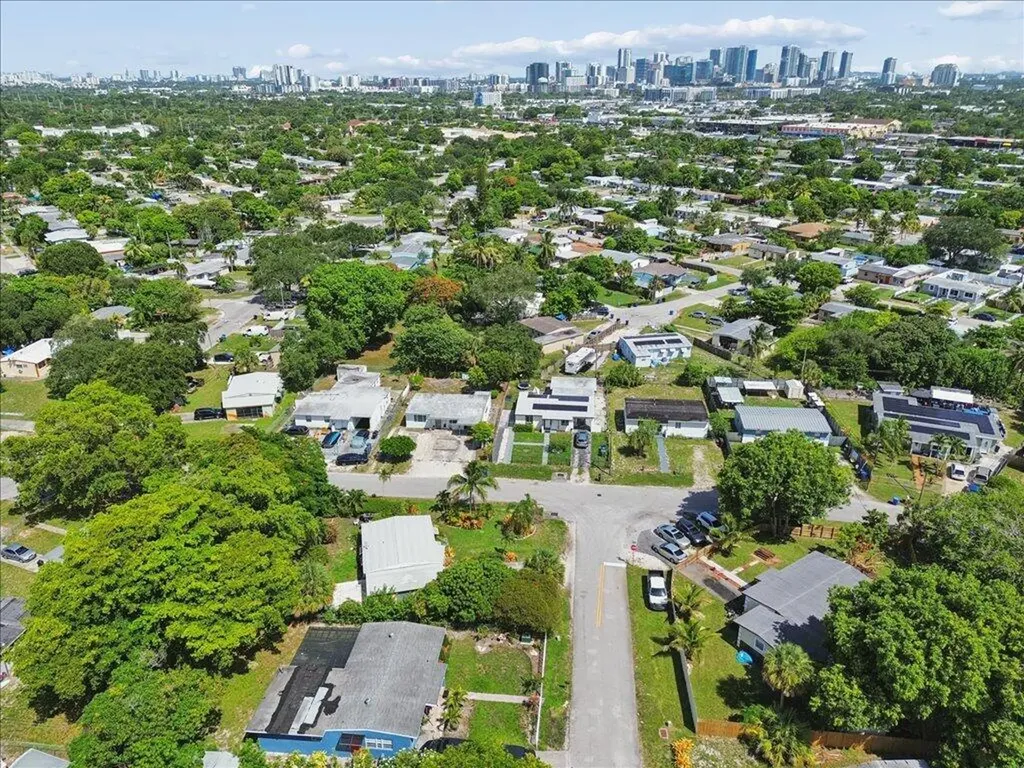 1313 NW 13th Court Fort Lauderdale FL 33311