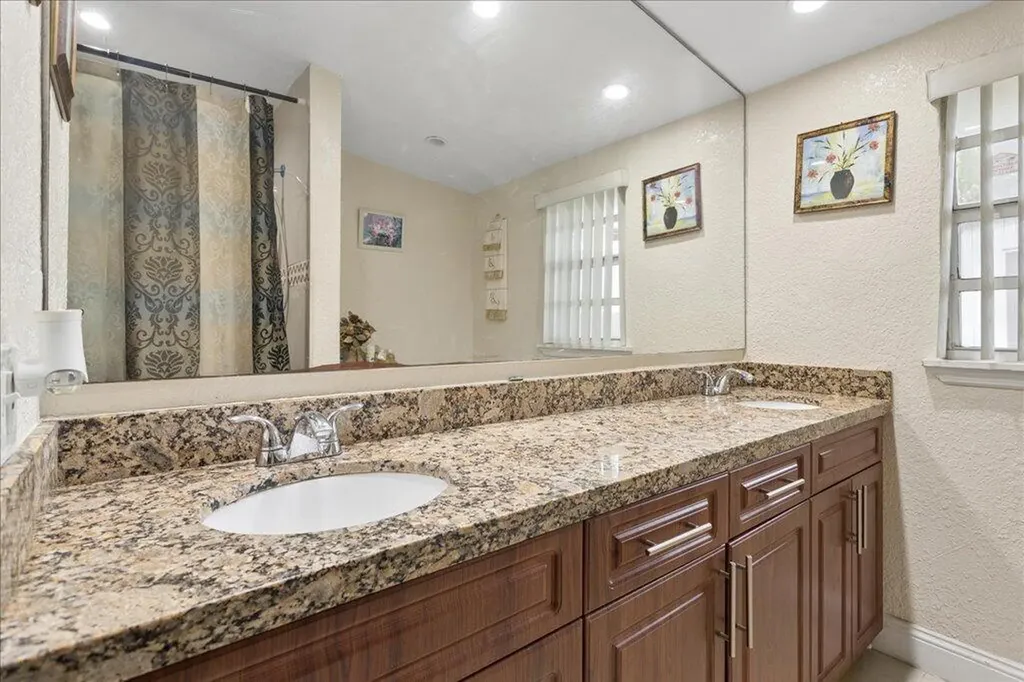 1313 NW 13th Court Fort Lauderdale FL 33311