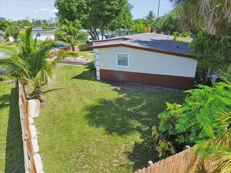 1313 NW 13th Court Fort Lauderdale FL 33311
