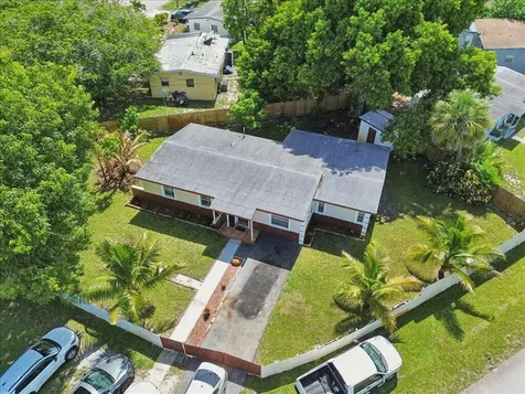 1313 NW 13th Court Fort Lauderdale FL 33311