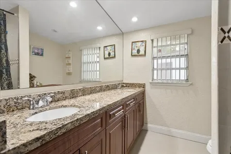 1313 NW 13th Court Fort Lauderdale FL 33311