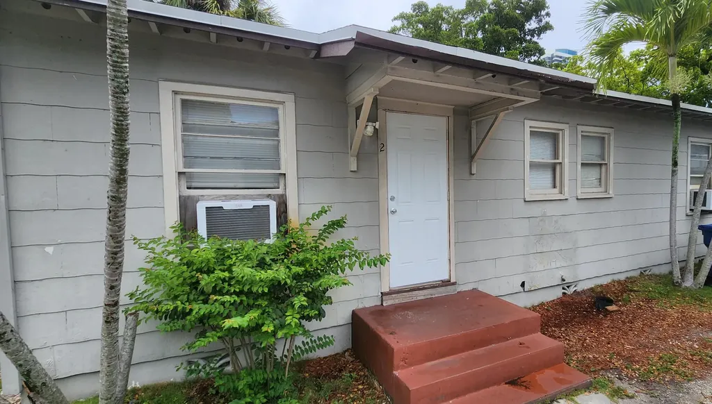 609 SW 4th Avenue Fort Lauderdale FL 33315