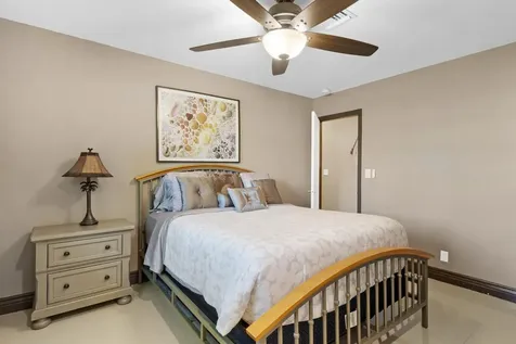 981 SE 10th Court Pompano Beach FL 33060