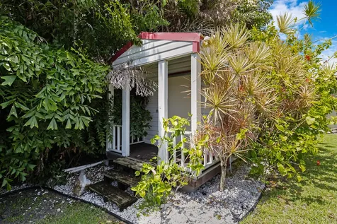 981 SE 10th Court Pompano Beach FL 33060