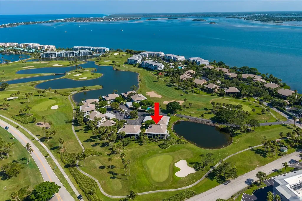 333 NE Golfview Circle Hutchinson Island FL 34996