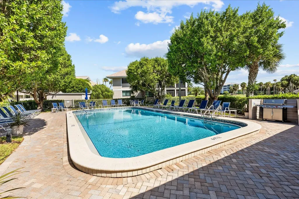 333 NE Golfview Circle Hutchinson Island FL 34996
