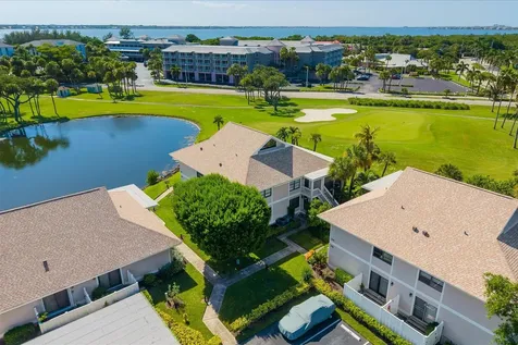 333 NE Golfview Circle Hutchinson Island FL 34996