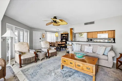 333 NE Golfview Circle Hutchinson Island FL 34996