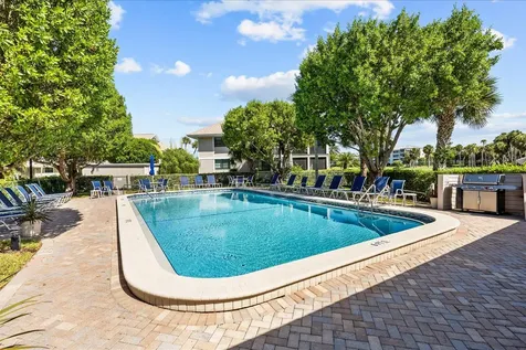 333 NE Golfview Circle Hutchinson Island FL 34996