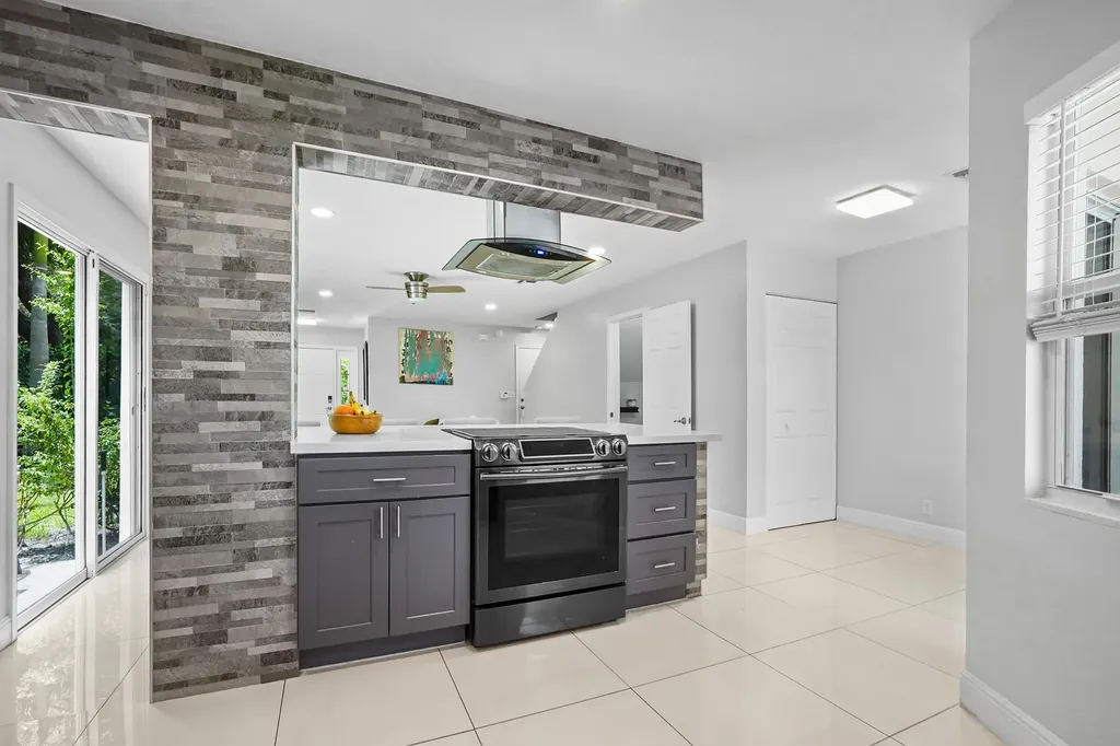 110 Crosswinds Drive Greenacres FL 33413
