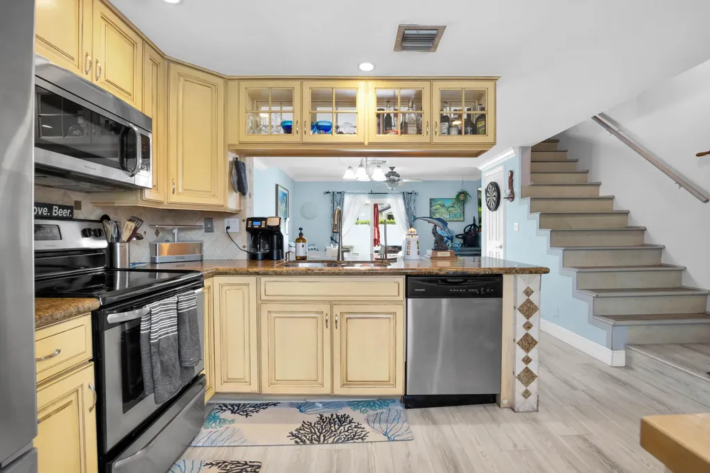 2841 NE 15th Street Pompano Beach FL 33062