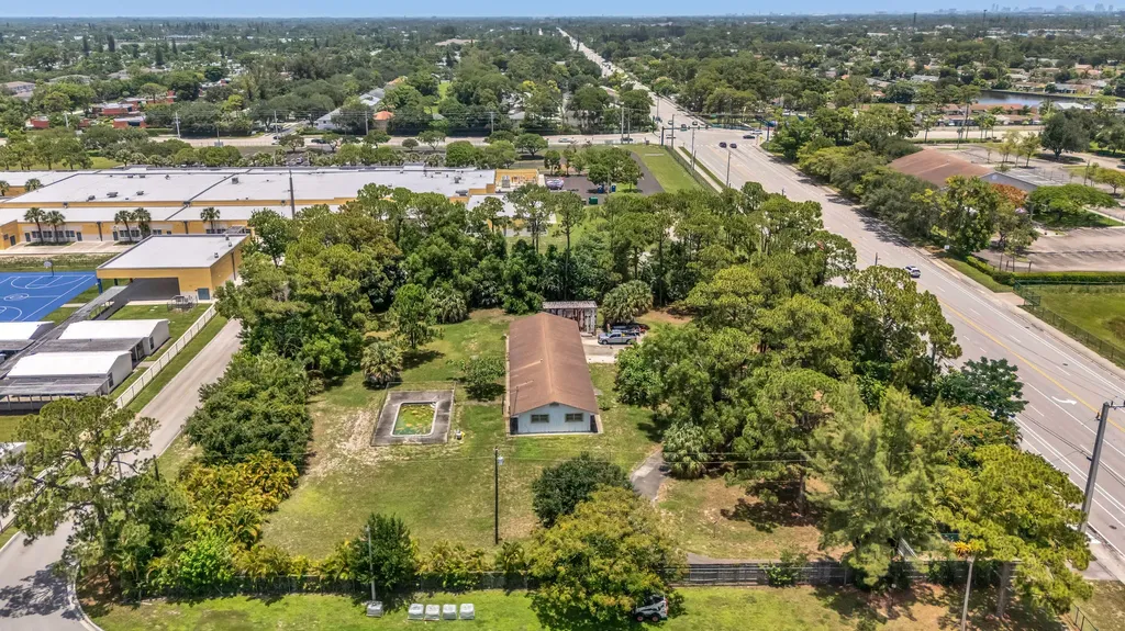 4899 S Haverhill Road Greenacres FL 33463