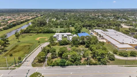 4899 S Haverhill Road Greenacres FL 33463