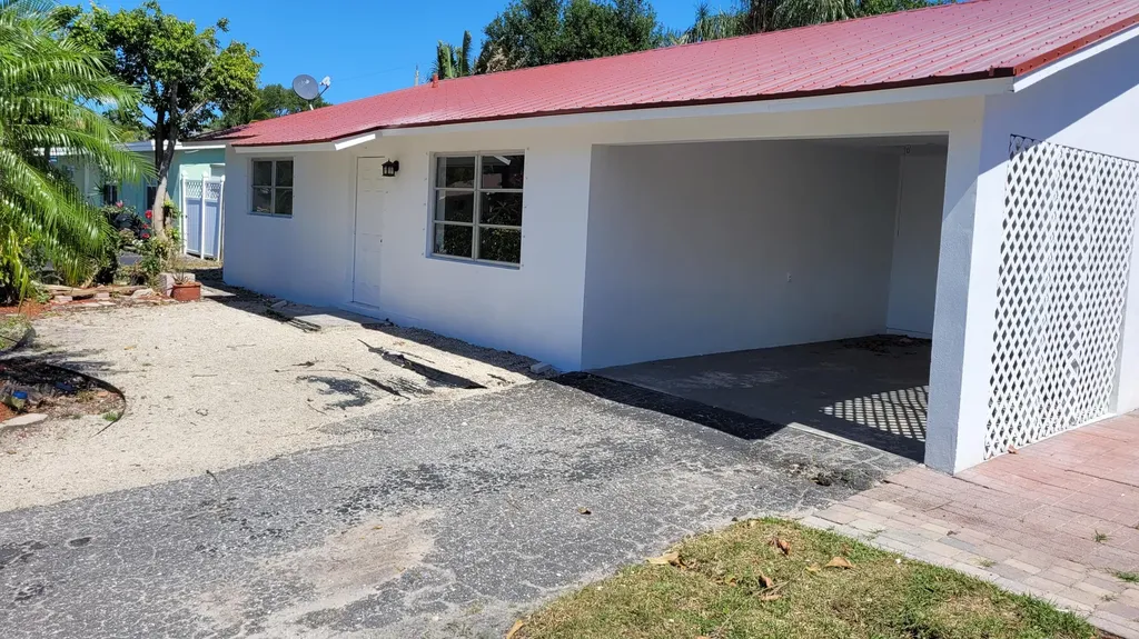 217 Reo Drive Jupiter FL 33458
