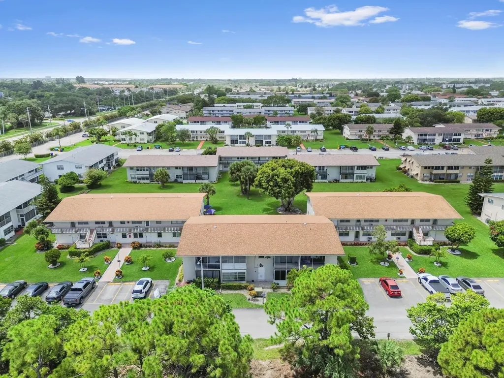 270 Norwich L West Palm Beach FL 33417