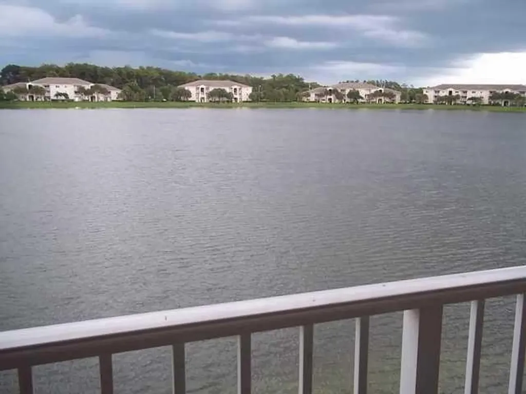 5035 Wiles Road Coconut Creek FL 33073