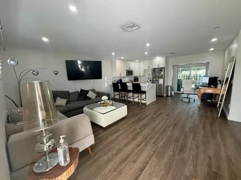 5027 Michigan Avenue West Palm Beach FL 33415