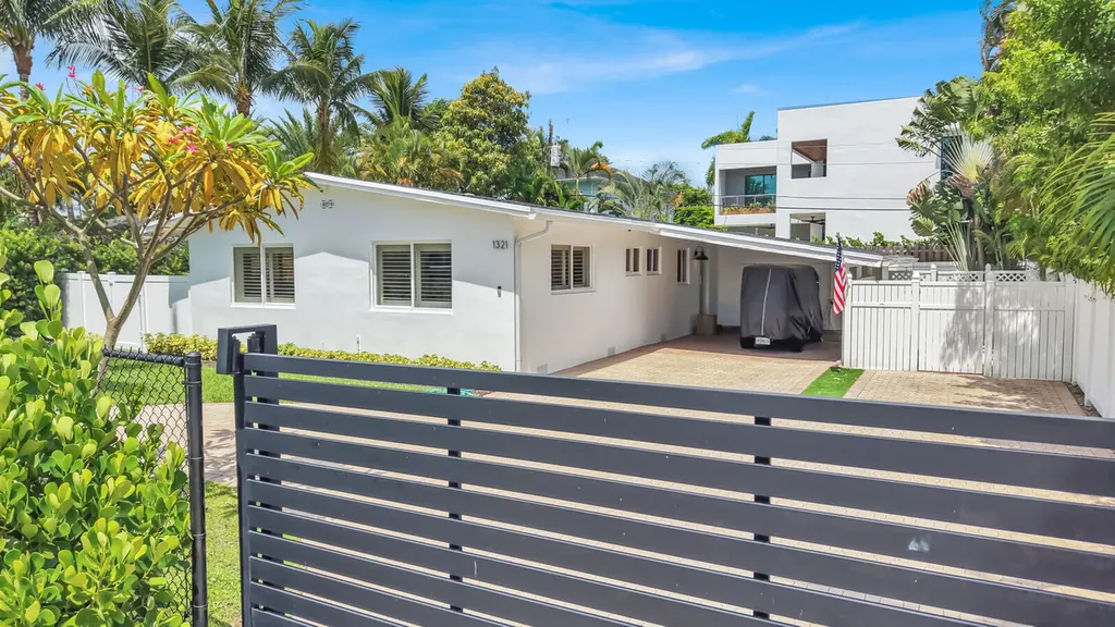 1321 Cordova Road Fort Lauderdale FL 33316