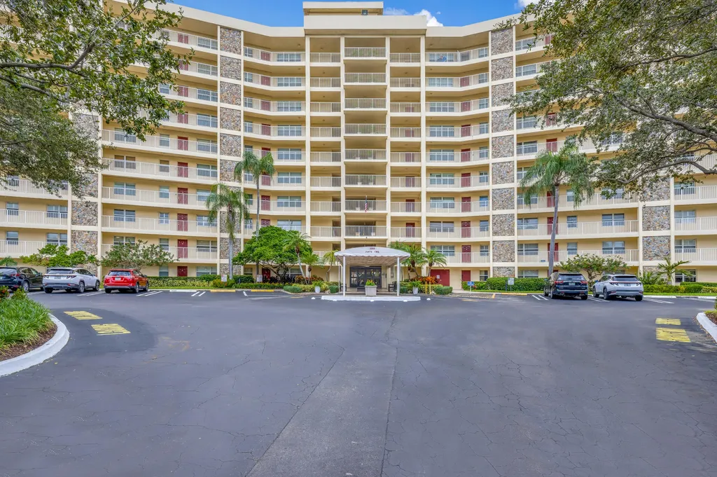 3095 N Course Drive Pompano Beach FL 33069
