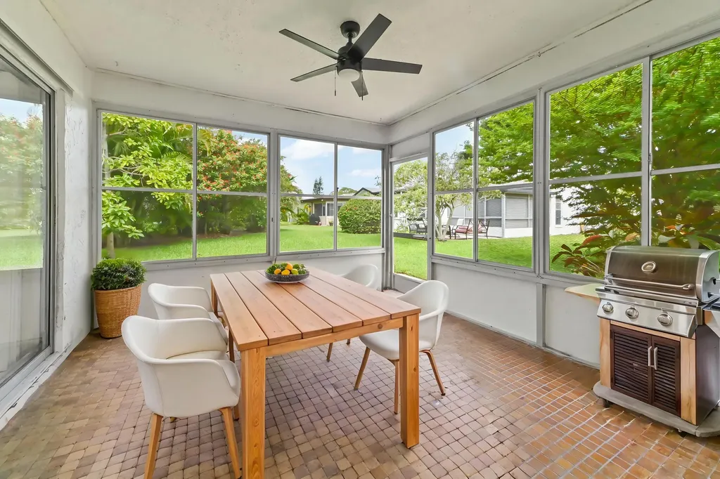 6387 Summer Sky Lane Greenacres FL 33463