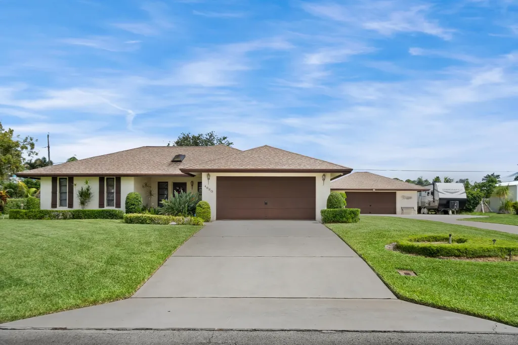 4680 SE Glen Ridge Trail Stuart FL 34997