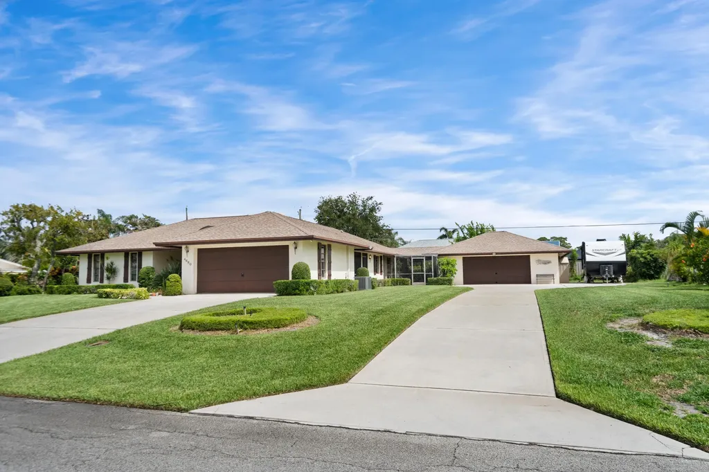4680 SE Glen Ridge Trail Stuart FL 34997