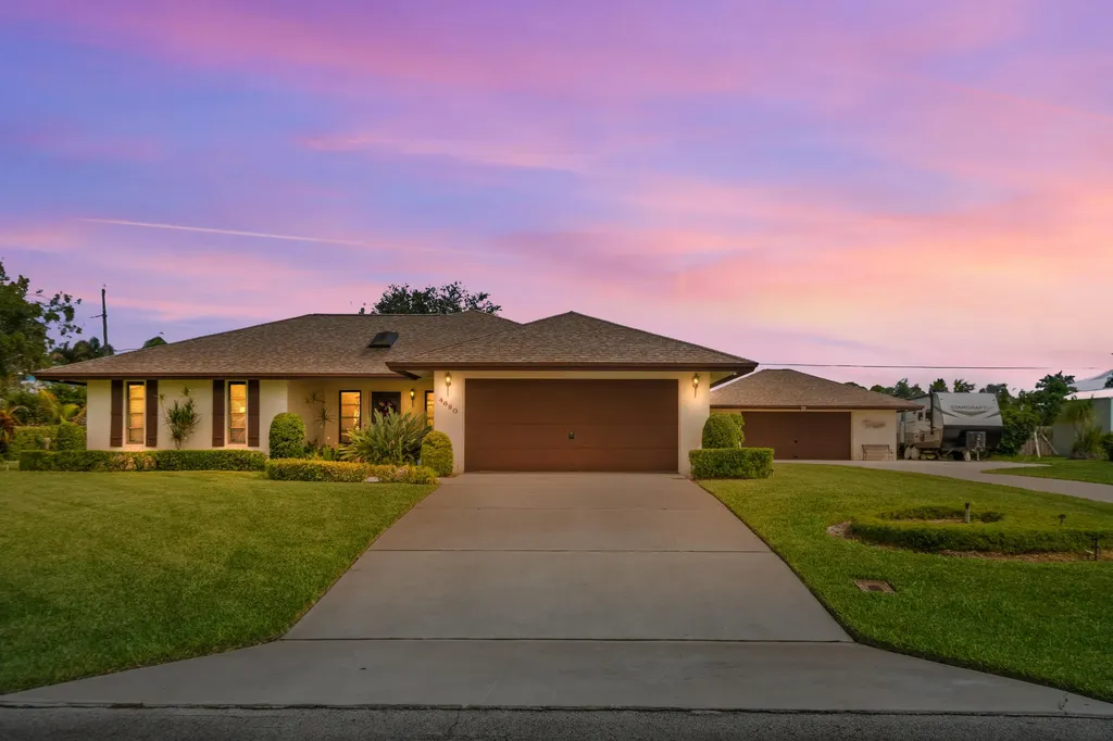 4680 SE Glen Ridge Trail Stuart FL 34997
