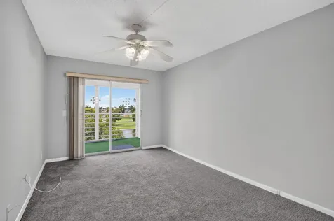 4022 Hythe B Boca Raton FL 33434