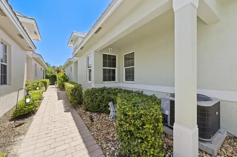 4681 SE Bridgetown Court Stuart FL 34997