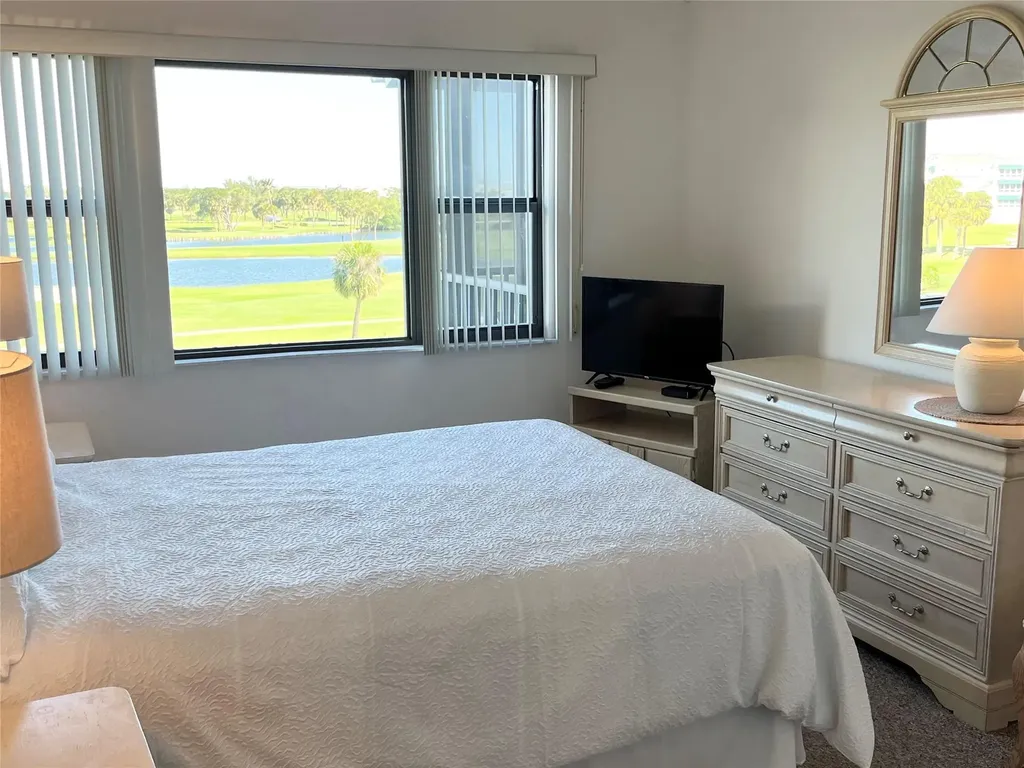 40 NE Plantation Road Hutchinson Island FL 34996