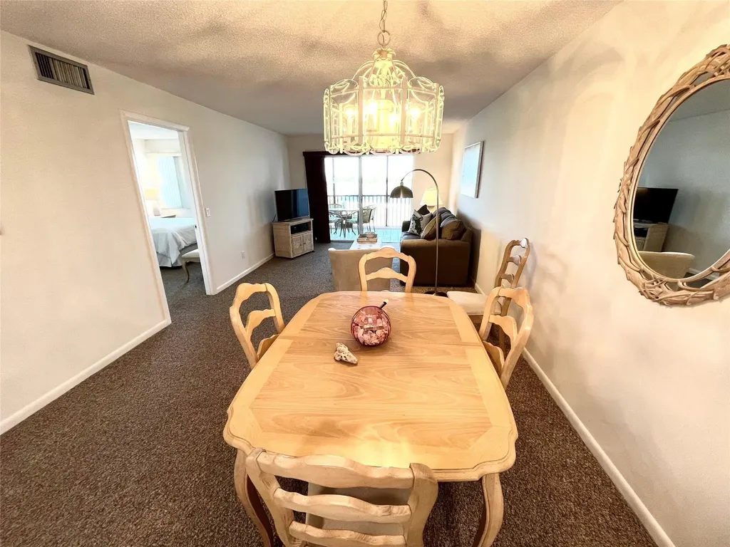 40 NE Plantation Road Hutchinson Island FL 34996