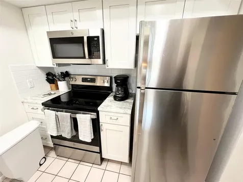 40 NE Plantation Road Hutchinson Island FL 34996