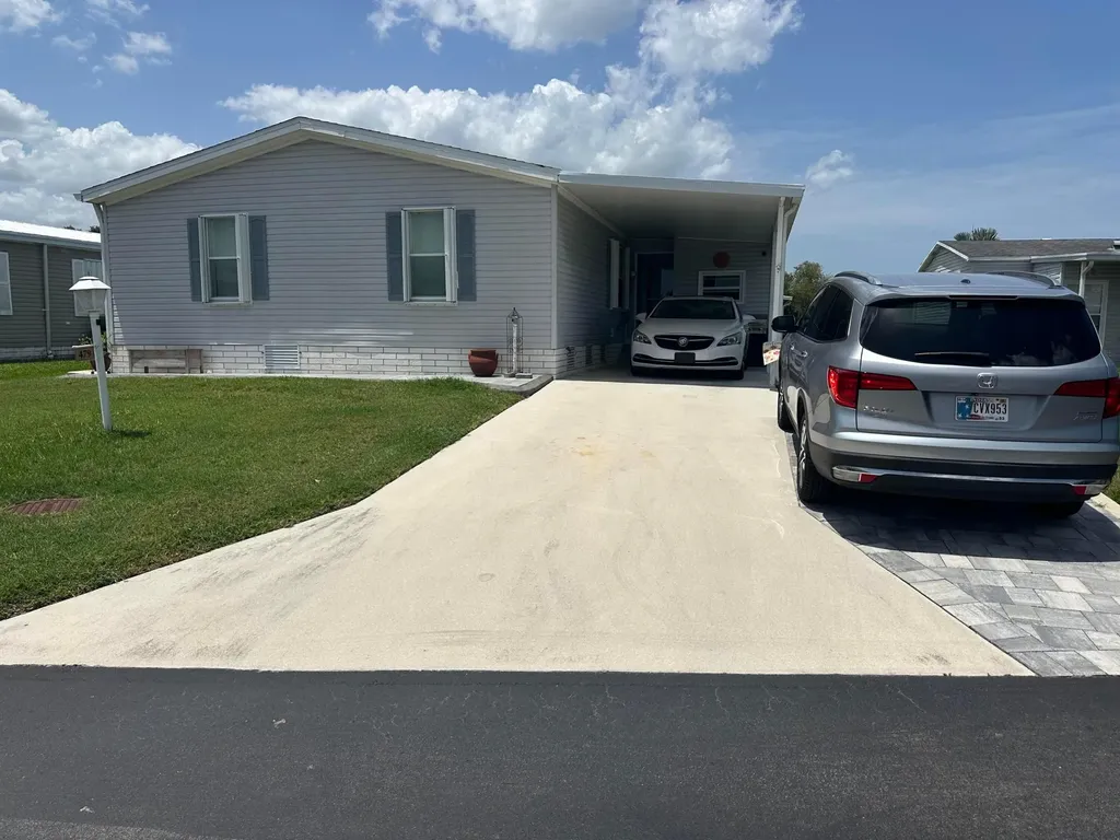 479 Tropical Isle Circle Fort Pierce FL 34982