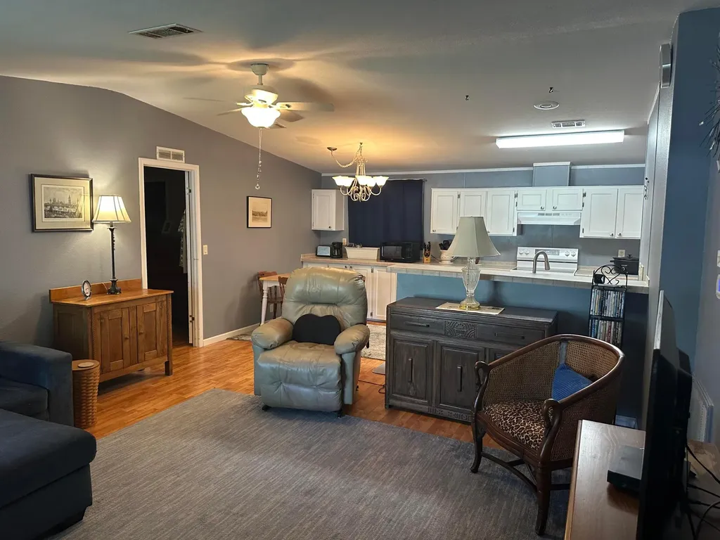 479 Tropical Isle Circle Fort Pierce FL 34982