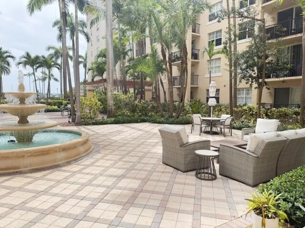 1801 N Flagler Drive West Palm Beach FL 33407