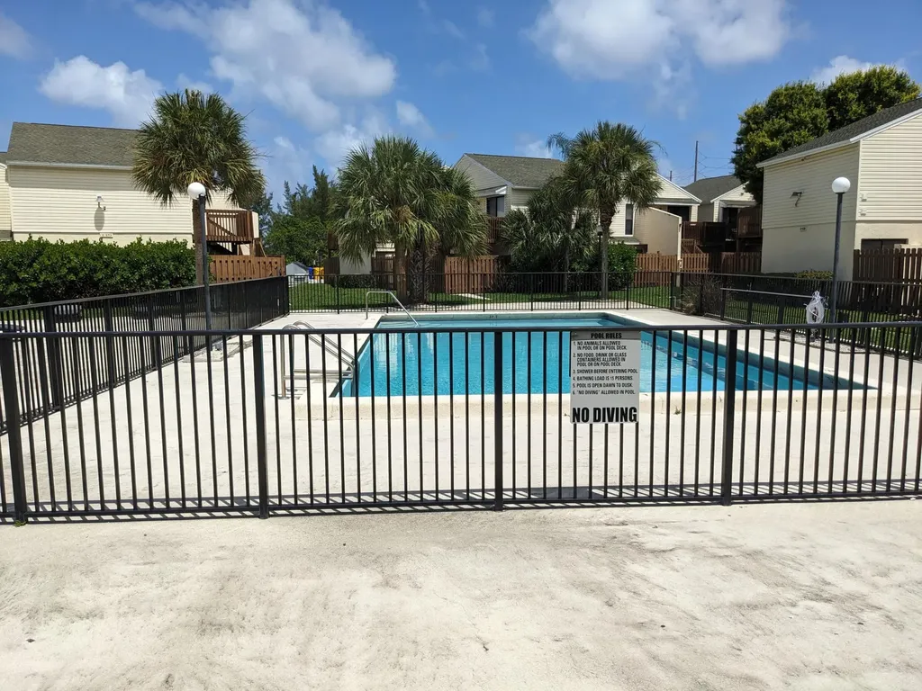 633 Executive Center Drive West Palm Beach FL 33401