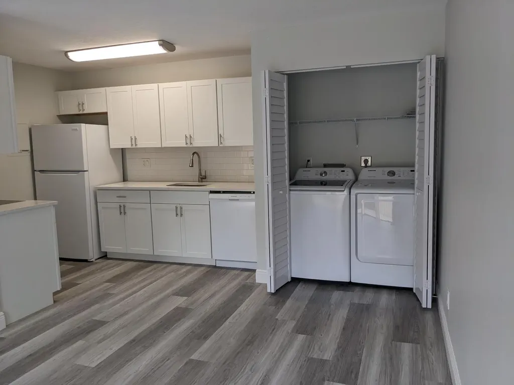 633 Executive Center Drive West Palm Beach FL 33401