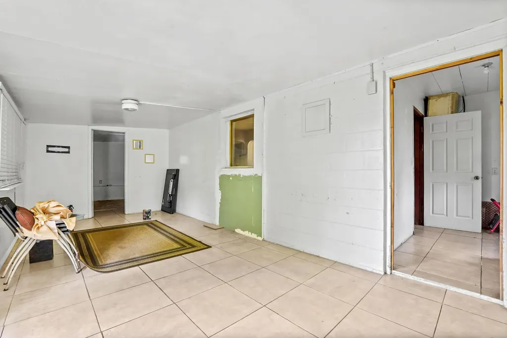 2313 N 44th Street Fort Pierce FL 34946