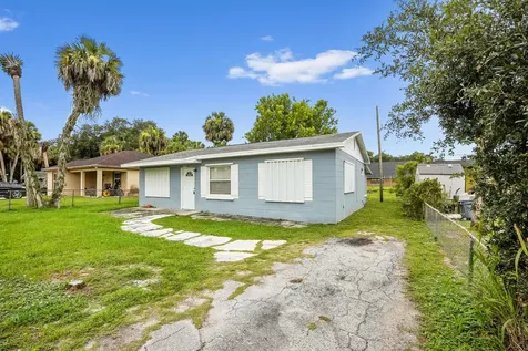2313 N 44th Street Fort Pierce FL 34946