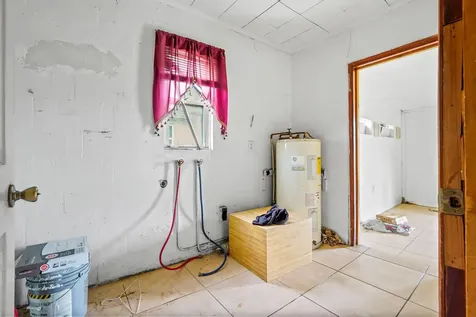 2313 N 44th Street Fort Pierce FL 34946