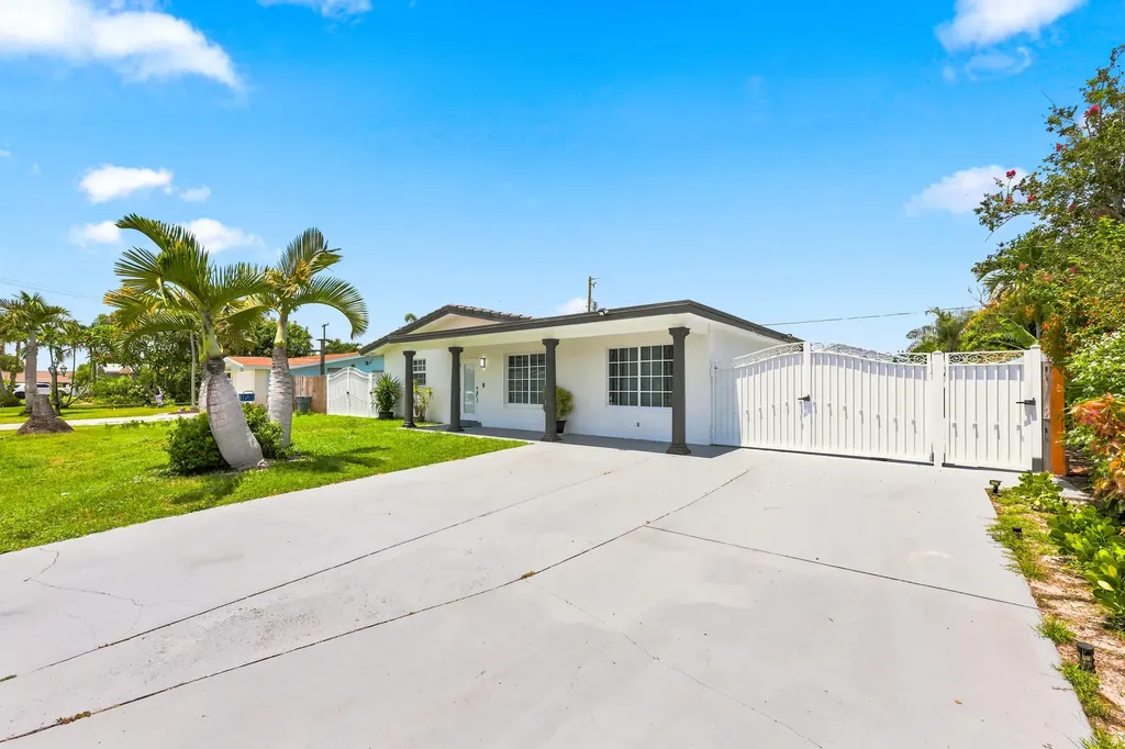 2649 Cedarcrest Road West Palm Beach FL 33415
